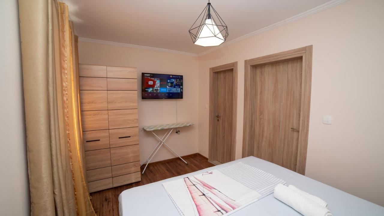 Apartments Teodora ヴィルパザル エクステリア 写真