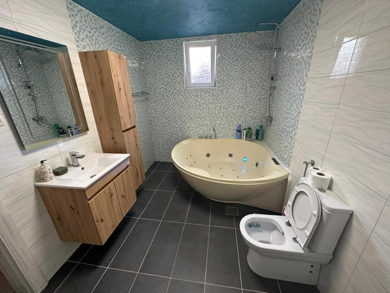 Apartments Teodora ヴィルパザル エクステリア 写真